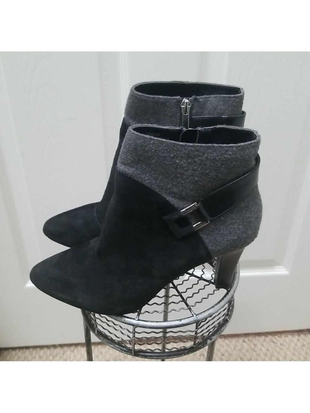 Tahari Suede Booties Two Tone Gray Black Sz 9 fits like 8.5 $69 3 1/4” heel